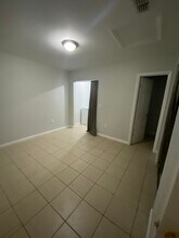 5803 8th Street Ct E, Unit 5801 8th st ct E in Bradenton, FL - Building Photo - Building Photo