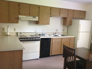 532 Executive Blvd, Unit 534-G in Delaware, OH - Foto de edificio - Building Photo