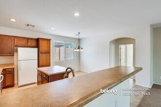 9609 N 181st Ln in Waddell, AZ - Foto de edificio - Building Photo