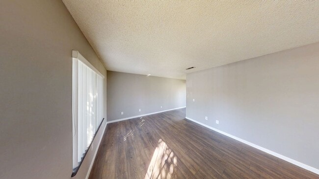 12335 Ross Pl in Yucaipa, CA - Building Photo - Building Photo