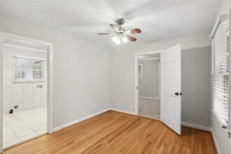 2120 Meadowbrook Ln SE in Marietta, GA - Building Photo - Building Photo