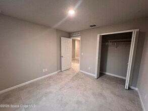 545 Cooper Ct in Palm Bay, FL - Building Photo - Building Photo