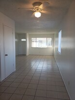 6222 S Elm Ave, Unit 101 in Fresno, CA - Building Photo