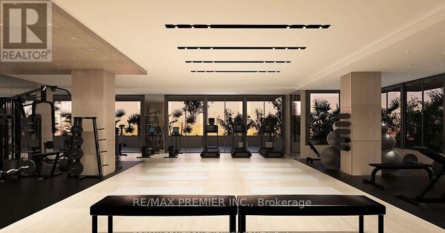 715 Davis Dr in Newmarket, ON - Building Photo - Building Photo