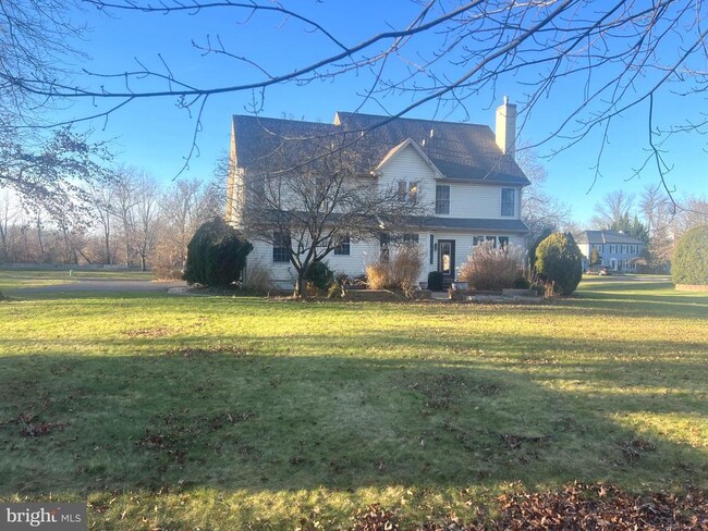 property at 697 Wimbledon Ln