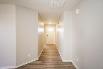 3018 Everbloom Way in Indianapolis, IN - Building Photo - Building Photo