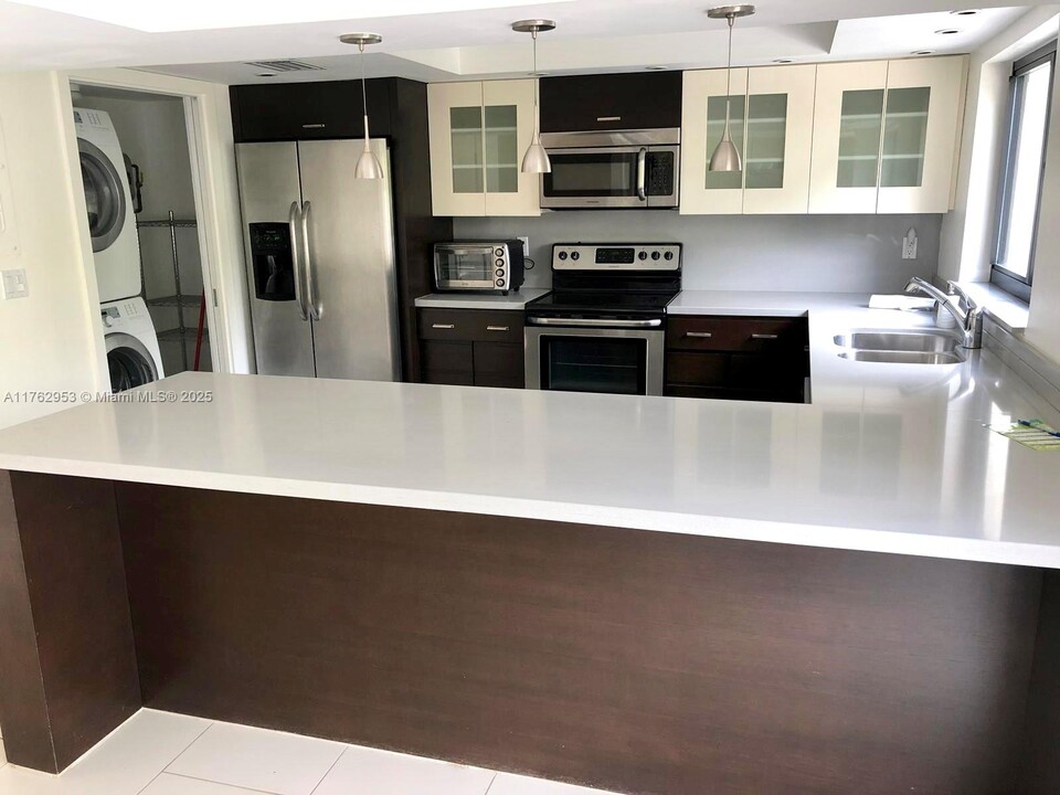 11753 SW 91st Terrace in Miami, FL - Building Photo