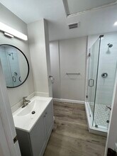 1010 Cypress Ave, Unit 1010 in Santa Ana, CA - Building Photo - Building Photo