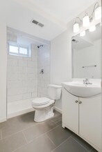 6332 Xerxes Ave S in Edina, MN - Foto de edificio - Building Photo