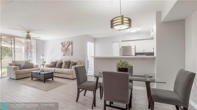 7880 Sonoma Springs Cir, Unit 103