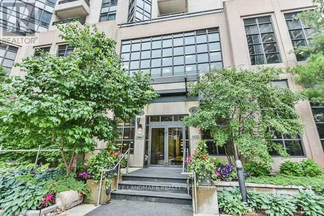 500 Doris Ave in Toronto, ON - Building Photo - Building Photo