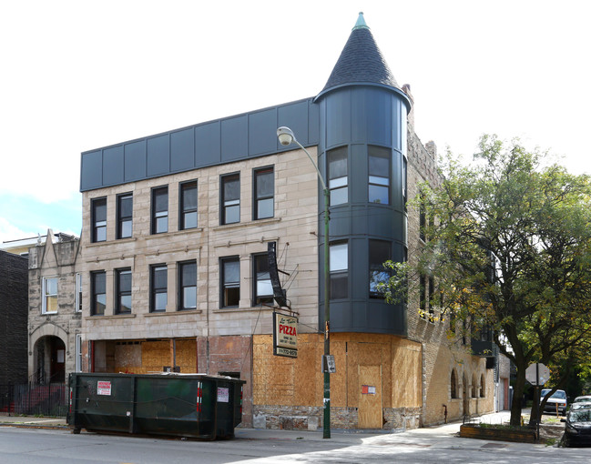 3057-3059 W Diversey Ave in Chicago, IL - Building Photo - Building Photo