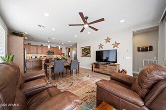 3710 Goldmine Cyn Wy in Wickenburg, AZ - Building Photo - Building Photo