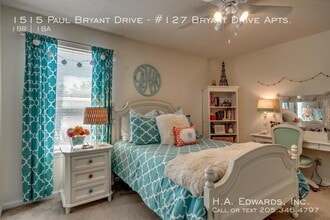 1515 Paul Bryant Dr in Tuscaloosa, AL - Building Photo - Building Photo