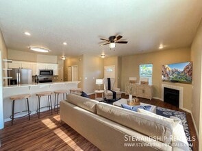 618 Camden Ln in Newberg, OR - Building Photo - Building Photo