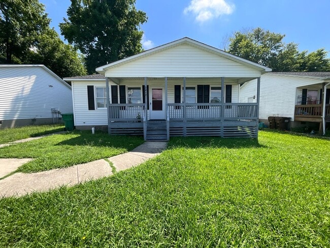 property at 2417 Robbins St