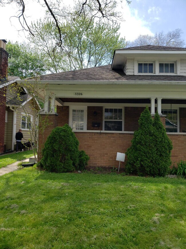 5326 N College Ave in Indianapolis, IN - Building Photo - Building Photo