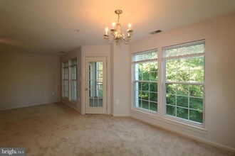 12000 Amber Ridge Cir in Germantown, MD - Building Photo - Building Photo