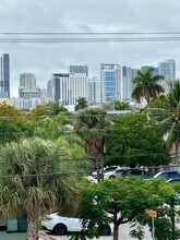 1100 NE 9th Ave in Fort Lauderdale, FL - Foto de edificio - Building Photo