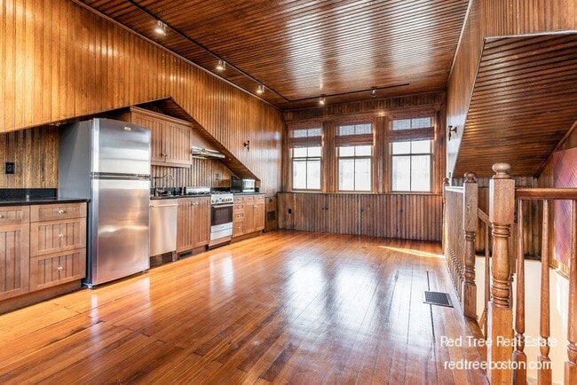 1609 Tremont St, Unit 3