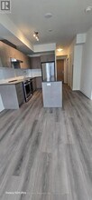 8960-8960 Jane St in Vaughan, ON - Building Photo - Building Photo