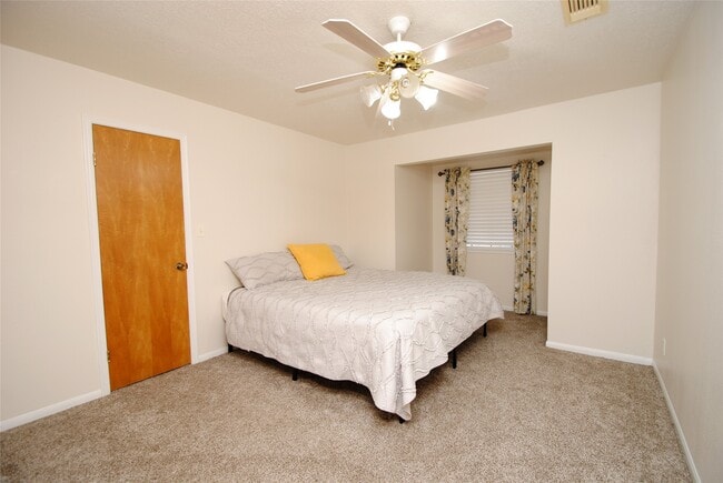 property at 15007 Pebble Bend Dr