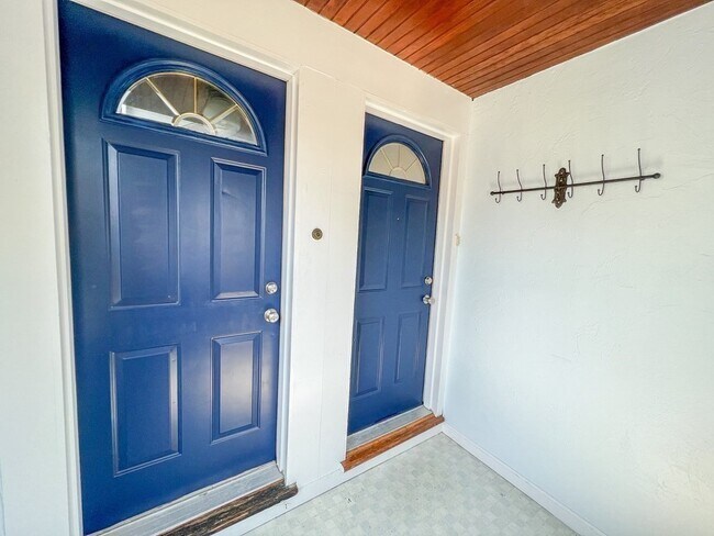 65 Woods Ave in Somerville, MA - Building Photo - Building Photo