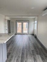 121 Gull St, Unit 121 Apartments