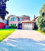 71 Trillium Crescent in Barrie, ON - Building Photo
