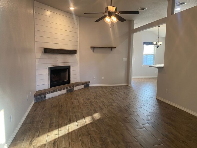 8530 Lamp Light Ct in Temple, TX - Building Photo - Building Photo