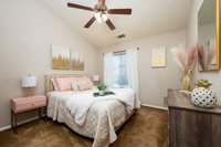 Willows of Coventry in Fort Wayne, IN - Building Photo - Interior Photo