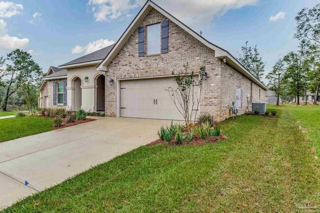 3059 Mountain Laurel Trl in Cantonment, FL - Building Photo - Building Photo