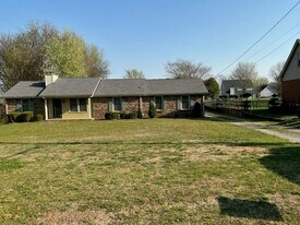 2157 Watertown Pl in Clarksville, TN - Building Photo