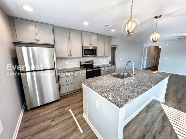 264 Fenrose Dr in Harvest, AL - Building Photo - Building Photo