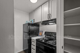 306 Kings Way Dr in Mansfield, TX - Building Photo