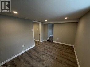 169 Ottawa St S in Hamilton, ON - Building Photo - Building Photo