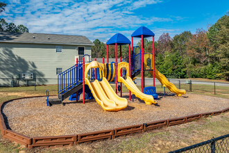 Woodberry Apartments in Byron, GA - Foto de edificio - Building Photo