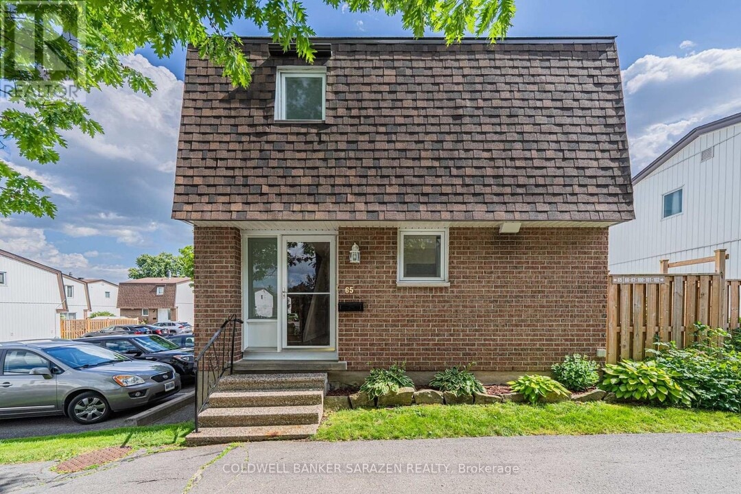 837 Eastvale Dr in Ottawa, ON - Building Photo
