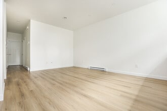 151 Stranmillis Av in Winnipeg, MB - Building Photo - Building Photo