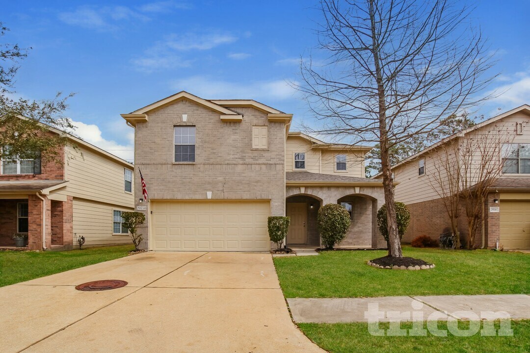 29550 N Legends Bend Dr in Spring, TX - Building Photo