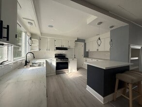 216 Elm St in Rome, NY - Building Photo - Building Photo