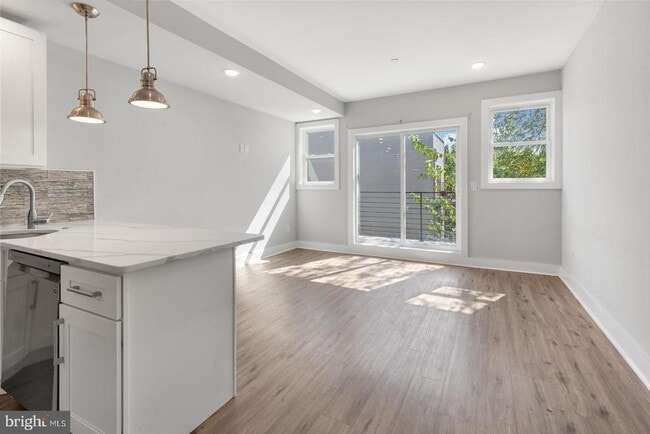 property at 2333 Jasper St