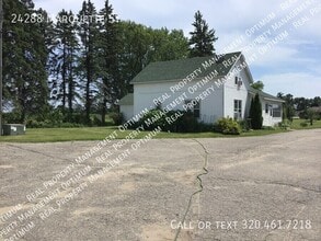 24288 Marquette St in Long Prairie, MN - Building Photo - Building Photo