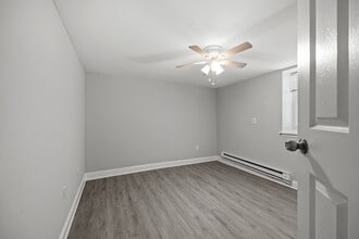 6641 Ogontz Ave in Philadelphia, PA - Building Photo - Building Photo