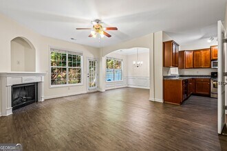 558 Woodland Park Terrace in Lawrenceville, GA - Building Photo - Building Photo
