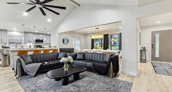 5615 Cerritos Dr, Unit SI ID1514815P in Houston, TX - Building Photo