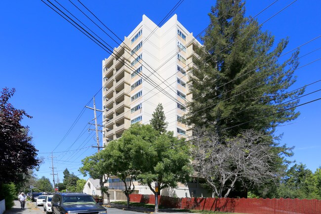 Bethlehem Tower in Santa Rosa, CA - Building Photo - Building Photo