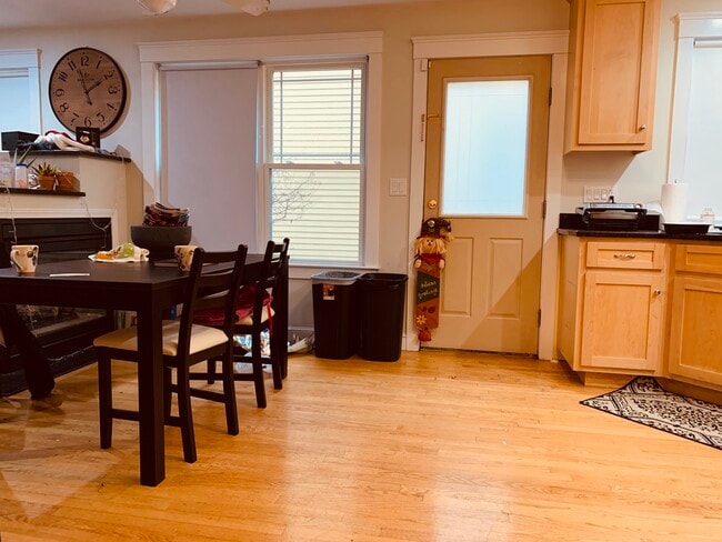 27 Iroquois St in Boston, MA - Building Photo - Building Photo