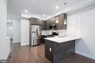 2138 N Franklin St in Philadelphia, PA - Building Photo - Building Photo