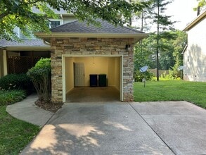 14 Pepperbrush Tr in Arden, NC - Building Photo - Building Photo